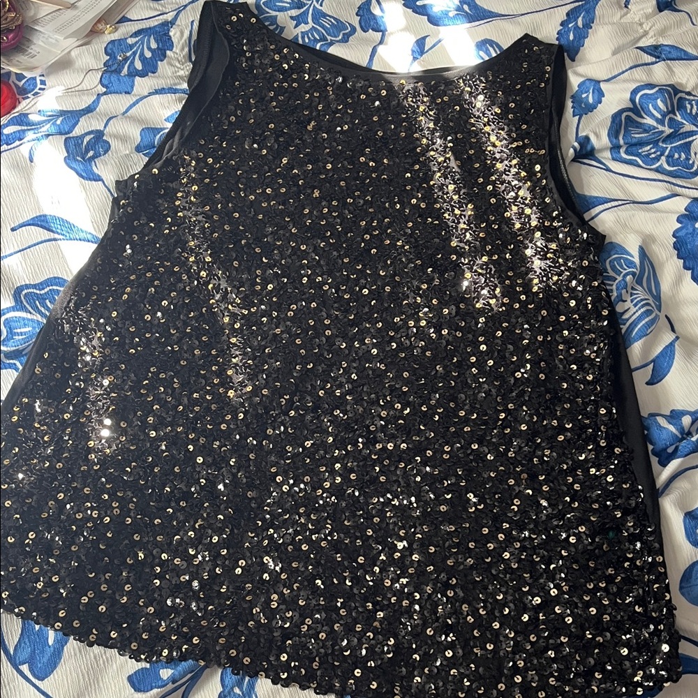 Loft Sparkly Black & Gold Sequin Top Size L